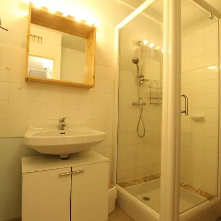 Cosy Pour 6 A Chantemerle, Serre-chevalier. Balcon, Parking, Casier A Ski, 2 Etoiles. - Fr-1-330e-33 Apartment Saint-Chaffrey